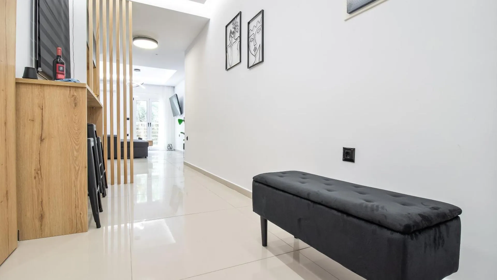 New Luxury Apartment Near Center With Garden View Bendevís 0*,  Ελλάδα