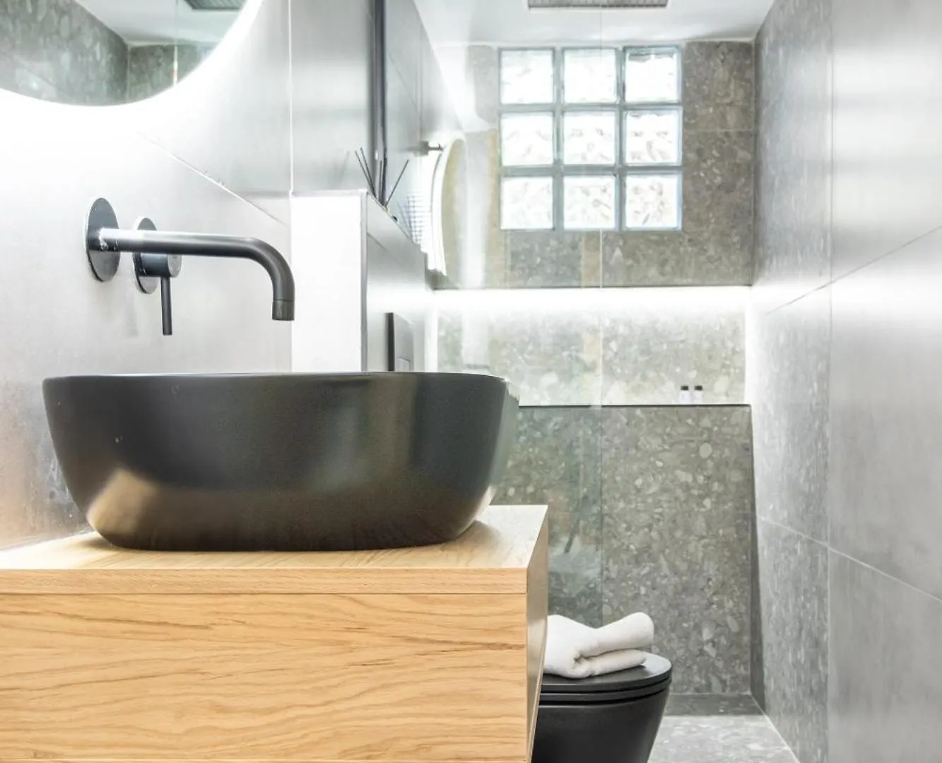 New Luxury Apartment Near Center With Garden View Bendevís